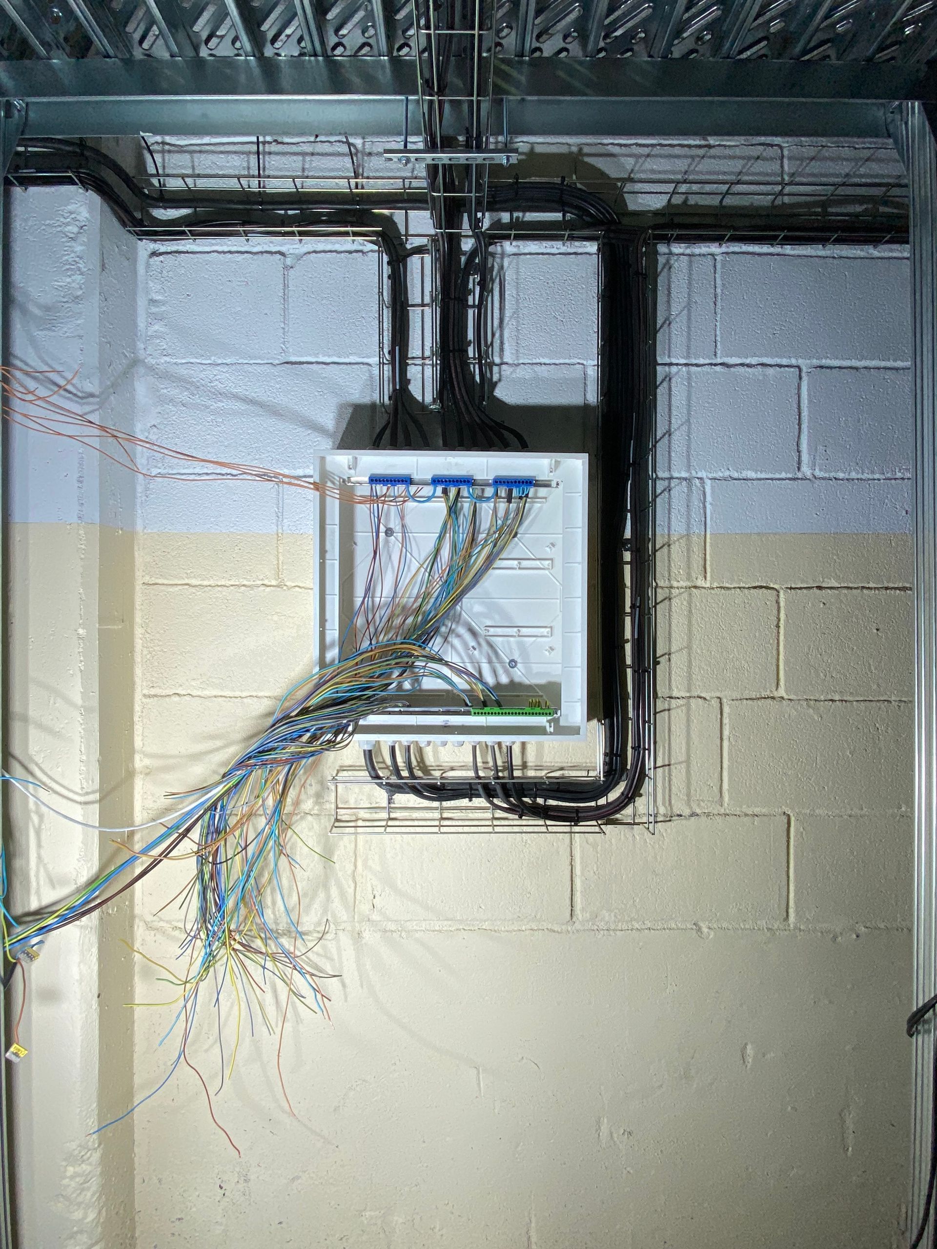 Trabalho, dedicação e profissionalismo!