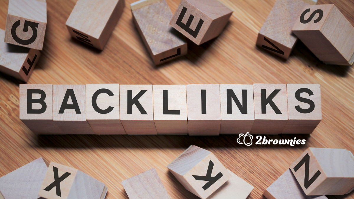Wooden blocks spell out BACKLINKS for small business websites