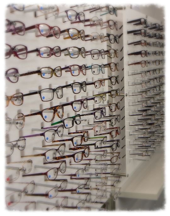 EyeSpecs Prescription eyewear for st ives cambridge huntingdon