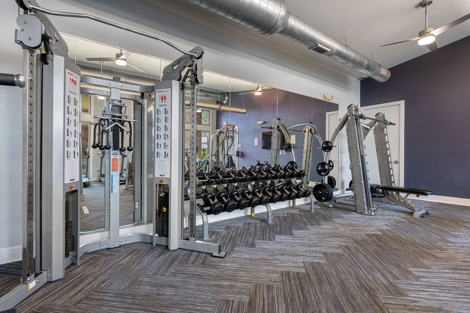 Fitness center at Marquis Cresta Bella in San Antonio, TX.