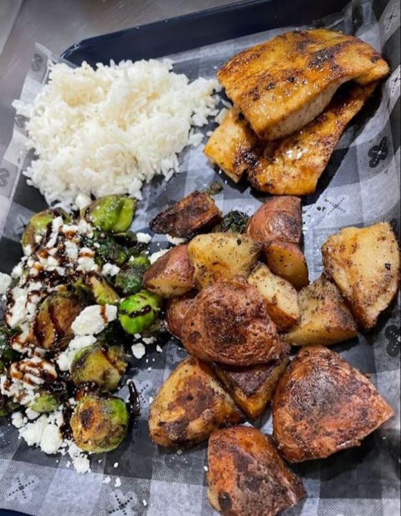 Local Brunch & Dinner Restaurant New Baltimore MI Bistro & Bar On