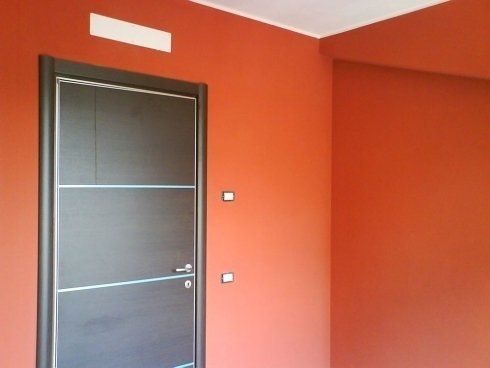 pareti tinteggiate color arancione