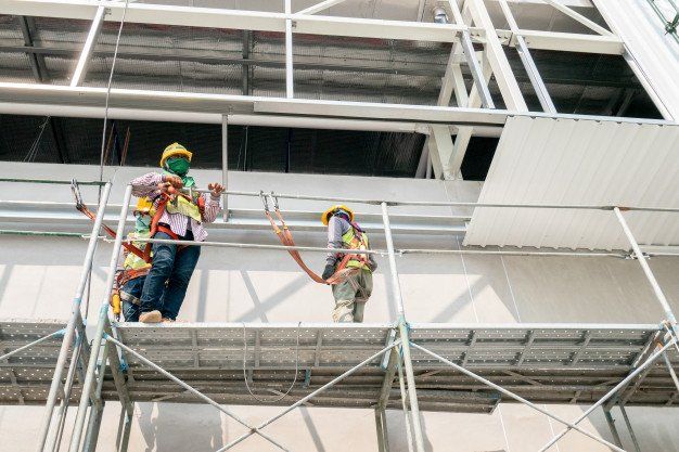 Seguridad en obras de construcción - Andamios Sermaco