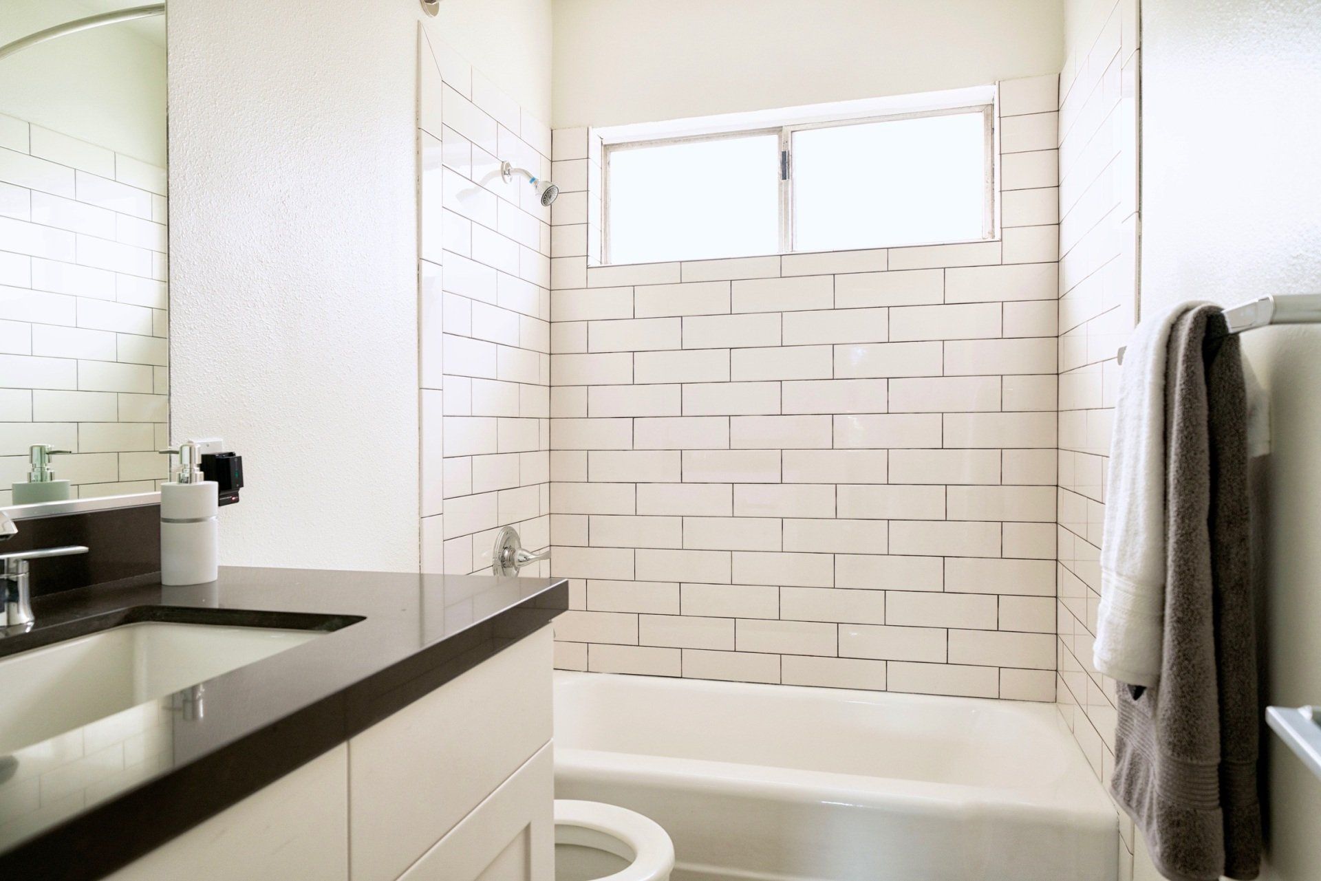 570 Los Robles Property Image