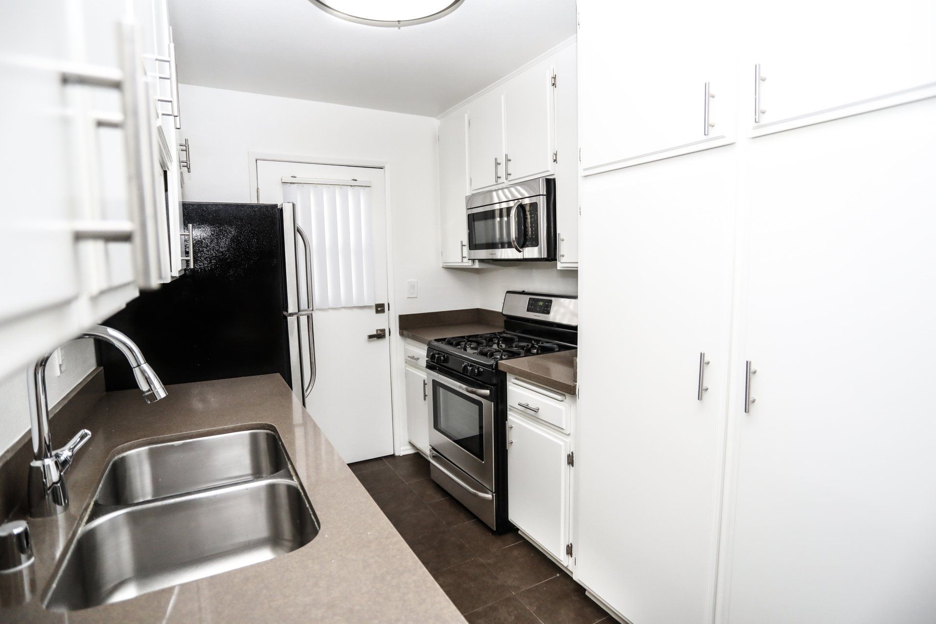 Cape Cod Garden Property Image