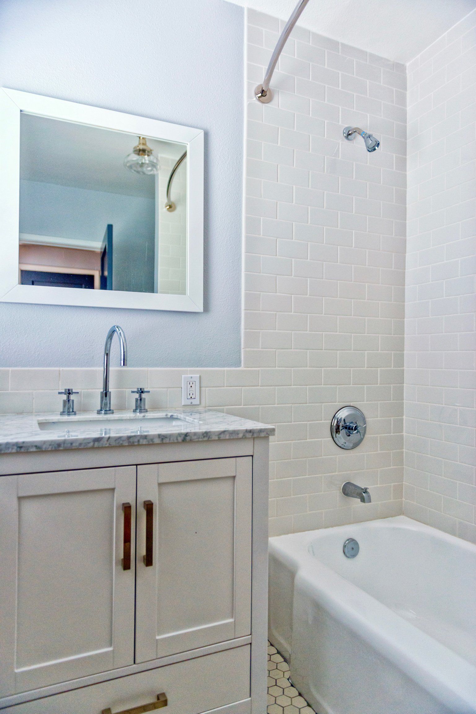 141 Avon Property Image