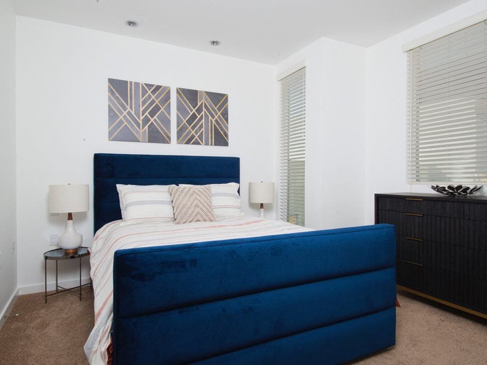 801 North Property Image