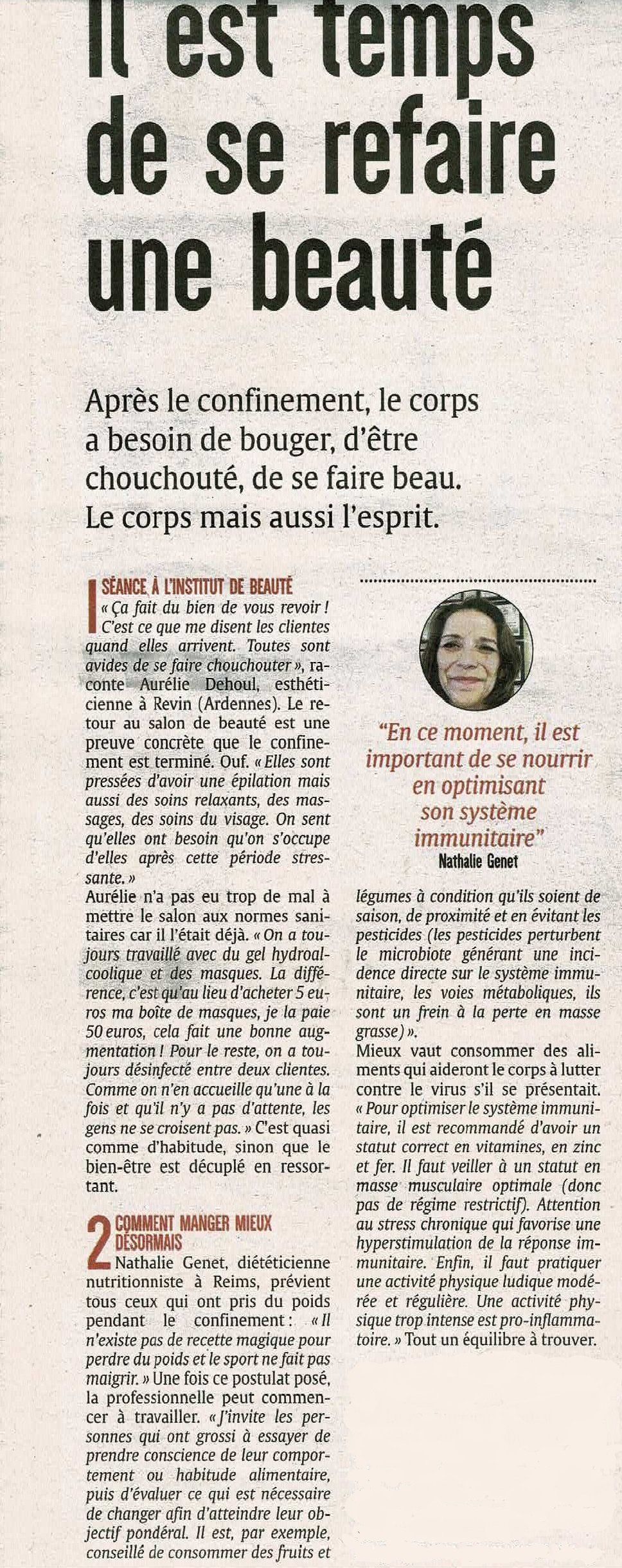 Un article de journal en français avec une photo d'une femme