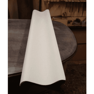 pezzo di un pianoforte bianco