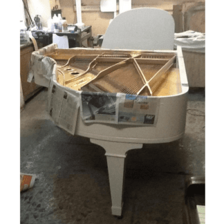 pianoforte a coda di profilo