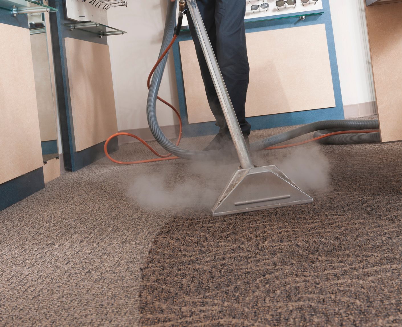 Cleaning Carpet Hoover — Wodonga, VIC — Frank’s Carpet Cleaning