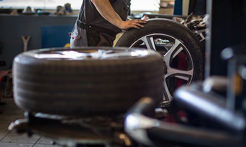 Repair and Change Car Tire — Federalsburg, MD — Danny's Auto Body