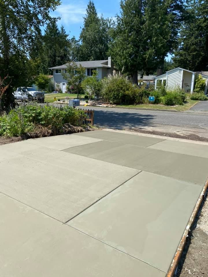 a concrete driveway