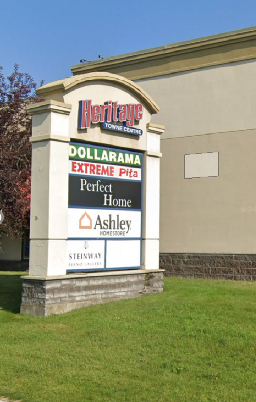 Sign for Heritage Towne Centre Mall