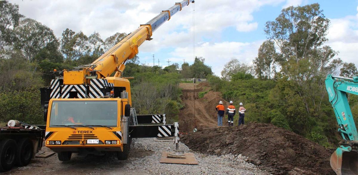 All-terrain crane hire