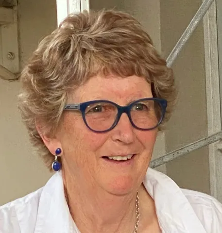 Dr Mary Magarey