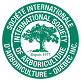 Le logo de la société internationale d'arboriculture est un cercle vert avec un arbre au centre.