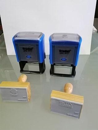 A A ENCUADERNACIÓN E IMPRENTA