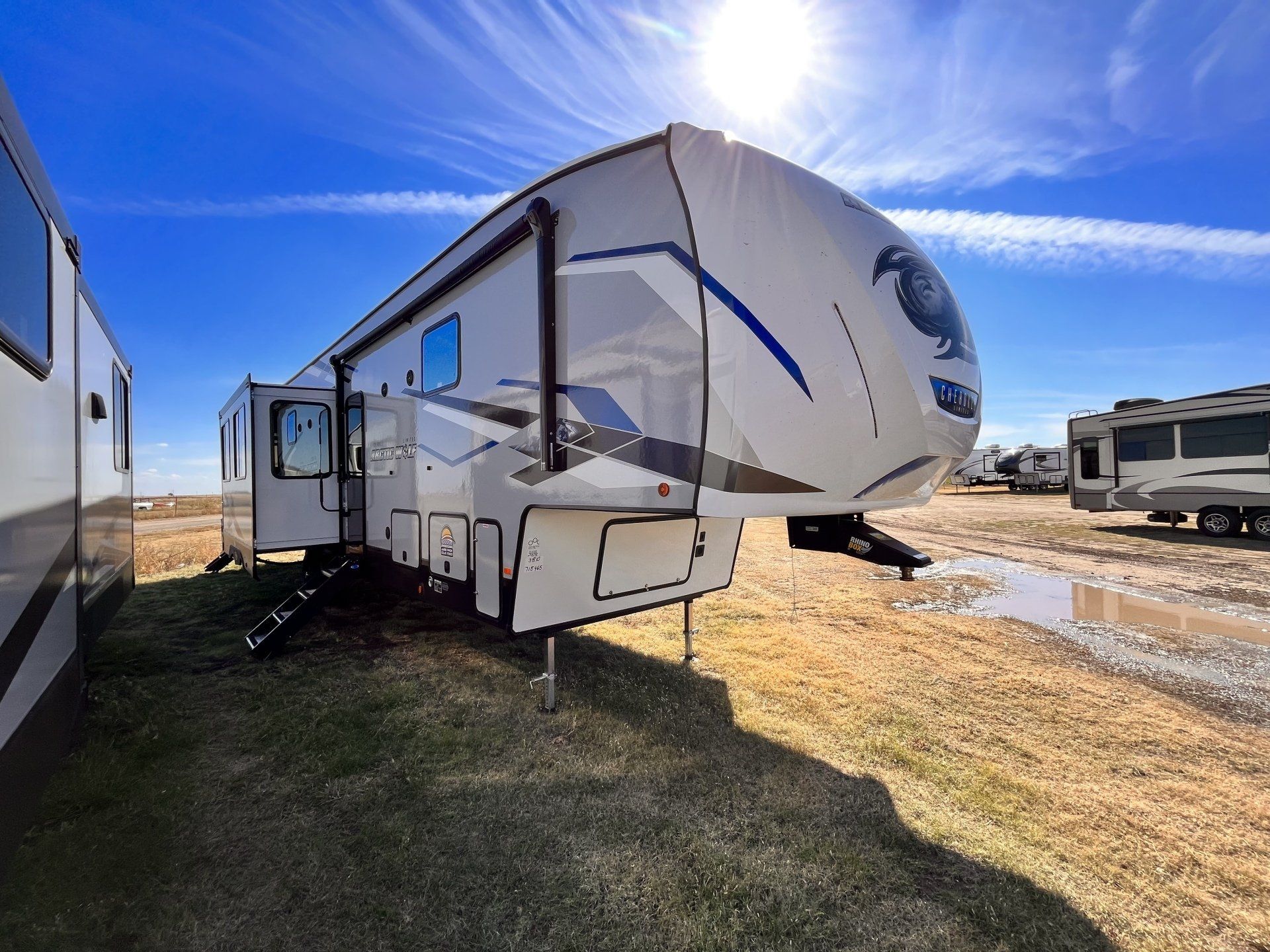 New RVs for Sale Amarillo, TX Custom RV Inc.