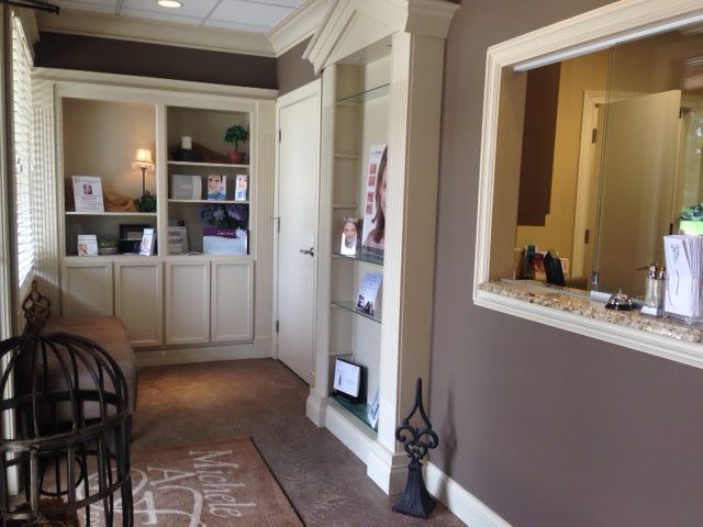 Michele A Finley Cosmetic Medicine waiting room
