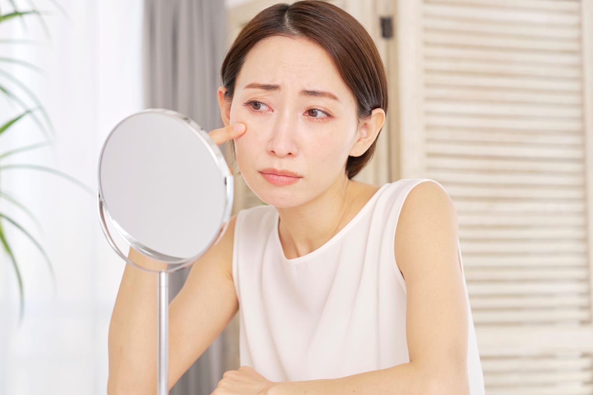 Why Cheeks Lose Volume Over Time