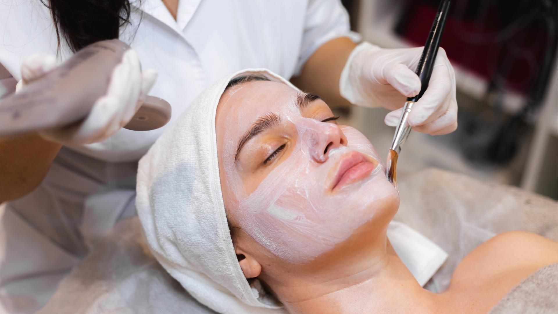 Diamond Glow Serums: Personalized for Your Skin Type and Goals