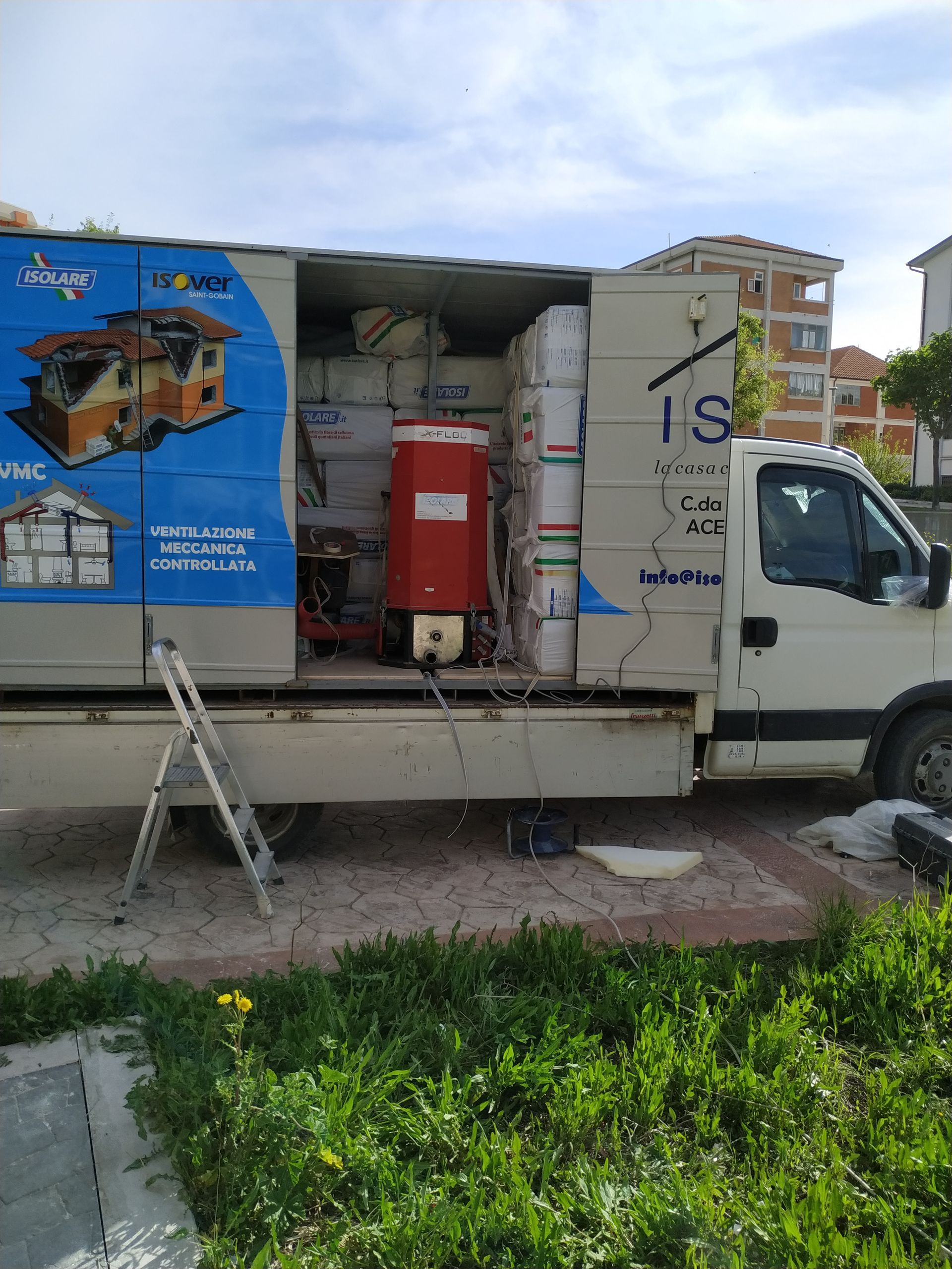 isolare isolamento fibra di cellulosa