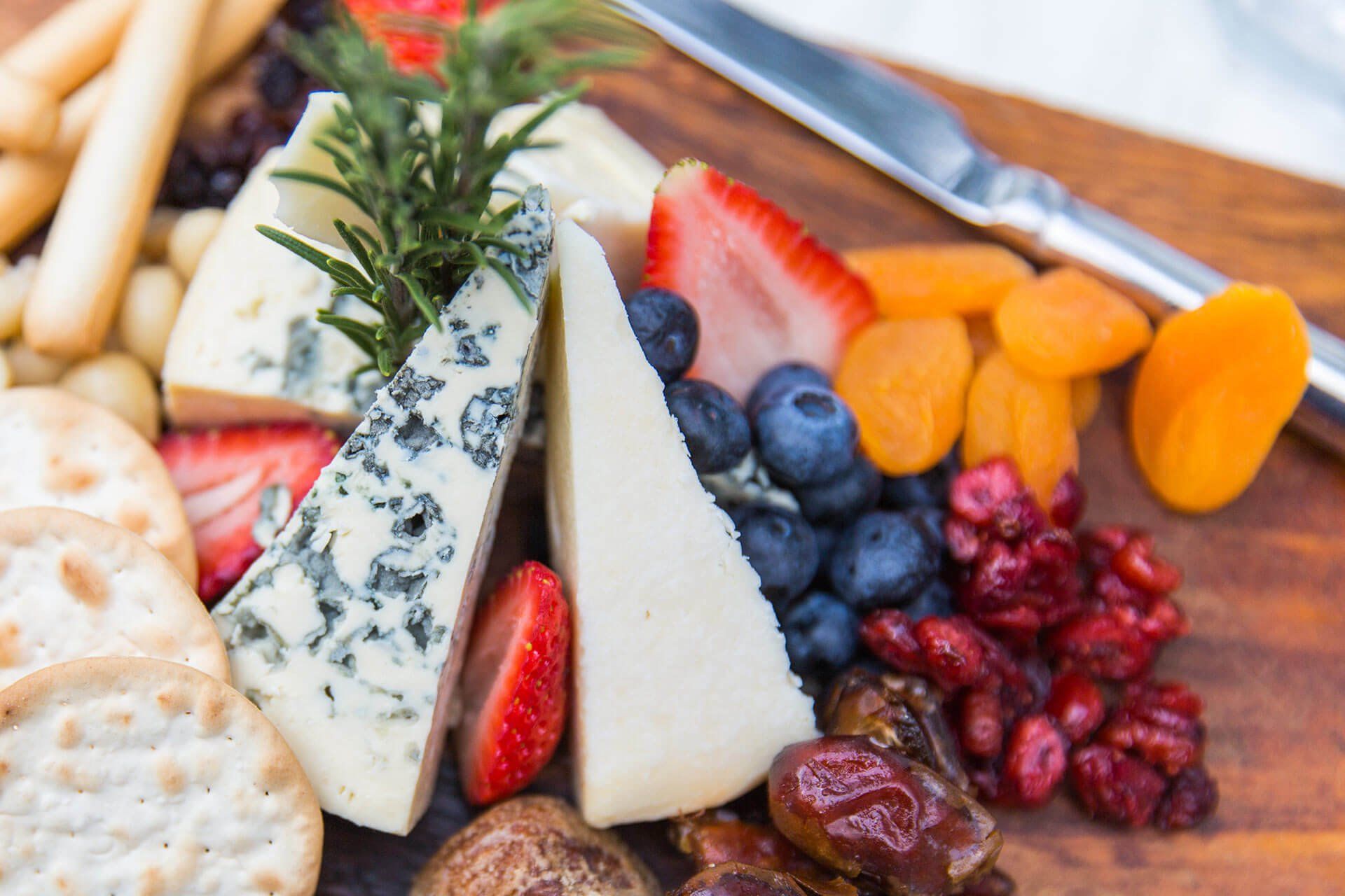 Cheese Platter at Pipers by the Lake