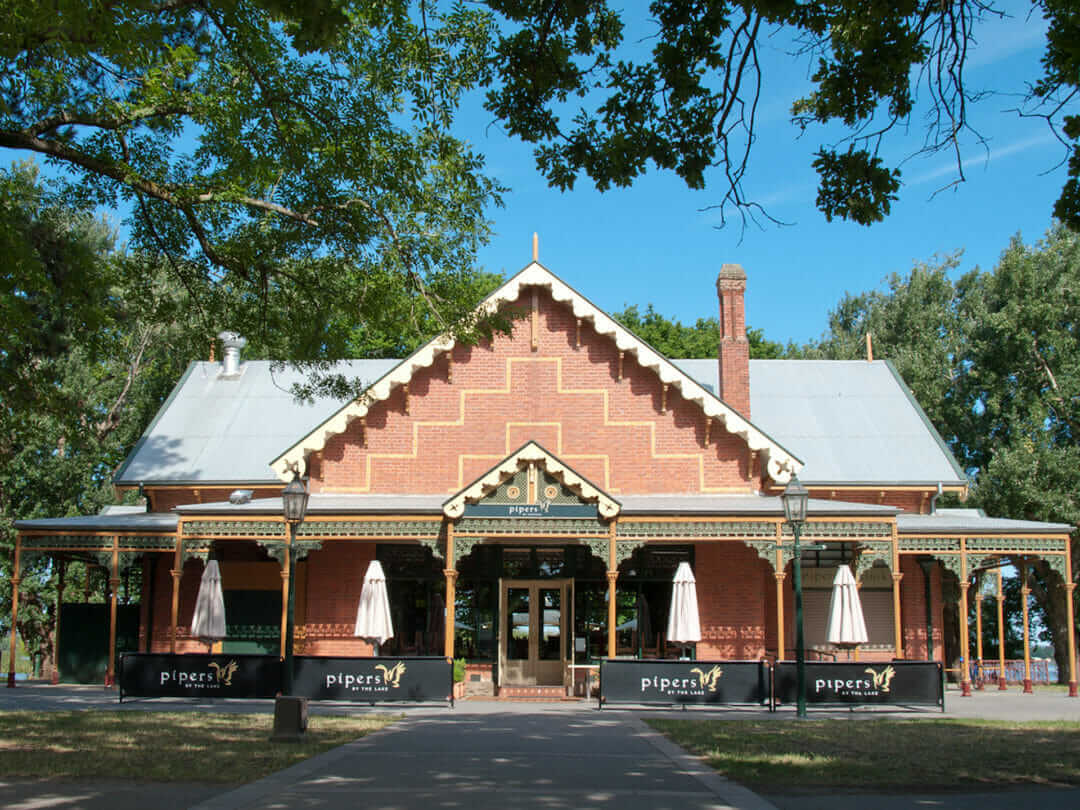 Venue at Pipers by the Lake