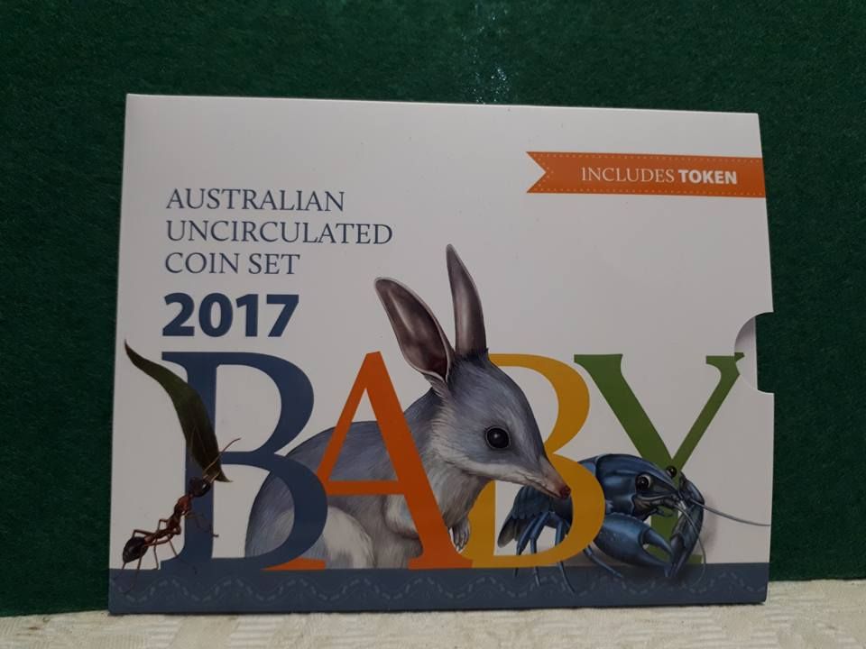 An Australian Uncirculated Coin Set From 2017 — John Platts Stamps & Coins In Townsville, QLD