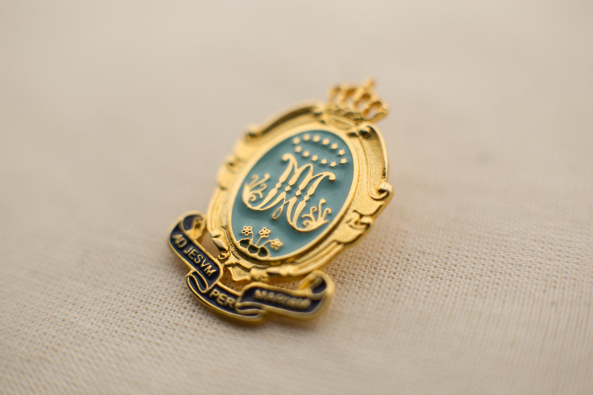 Pin marista personalizado