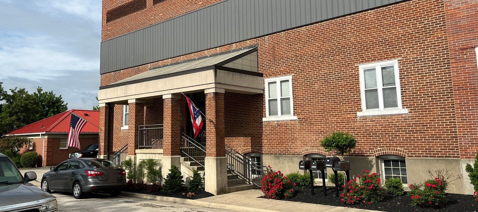 17 Jackson Business Center