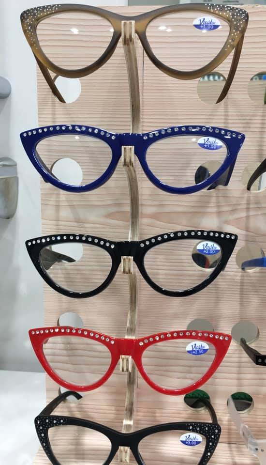 occhiali da vista modello cat eye di vari colori