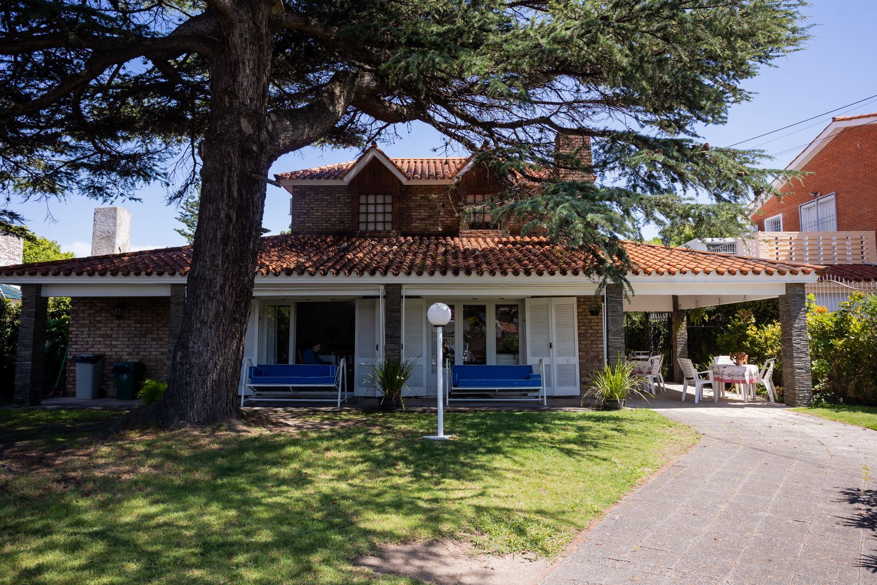 Las Gardenias I