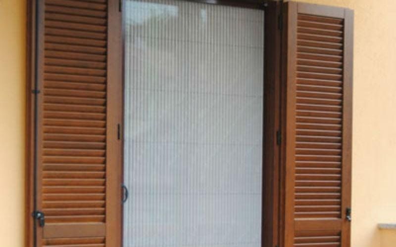 zanzariera in bianco