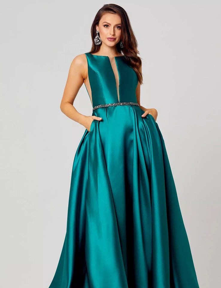 Featured Styles-Dress