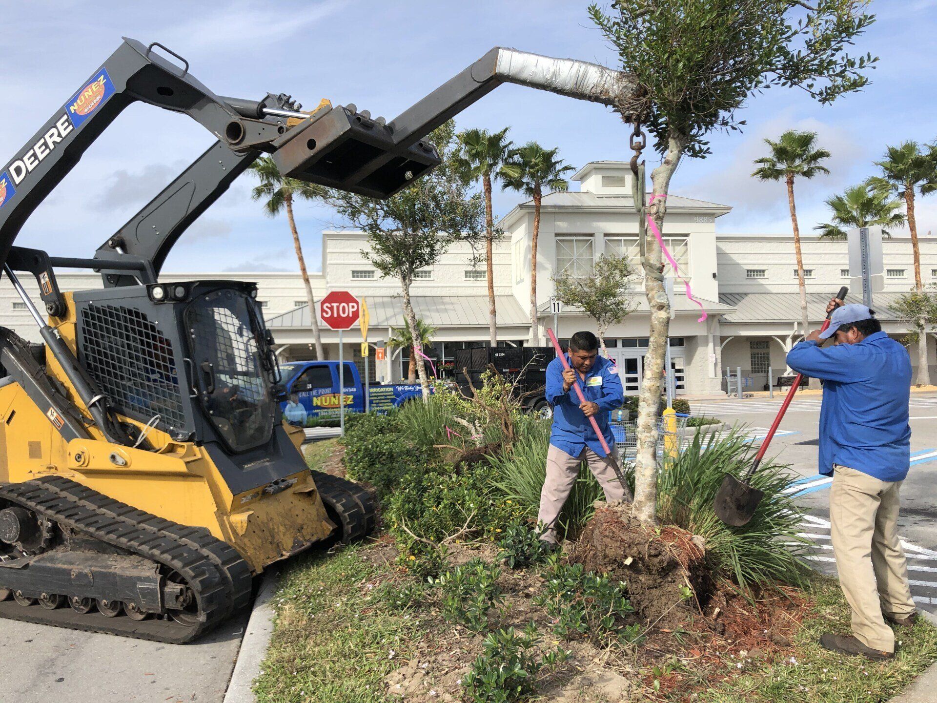 Hurricane Clean Up Okeechobee, FL Nunez Lawn Care & Landscaping Inc