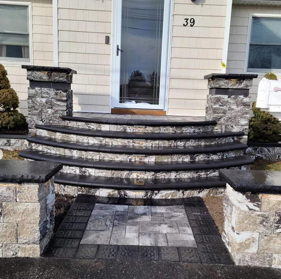 A house with the number 39 on the front door