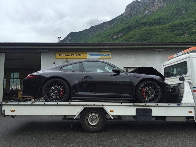 auto sportiva soccorsa da servizio h24