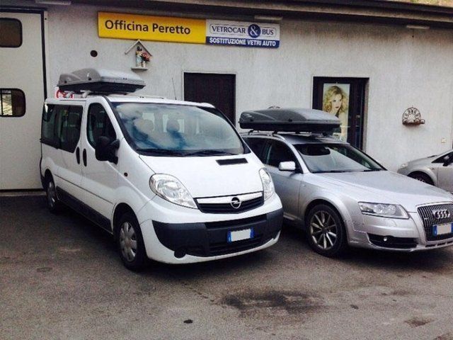 auto in attesa di revisione