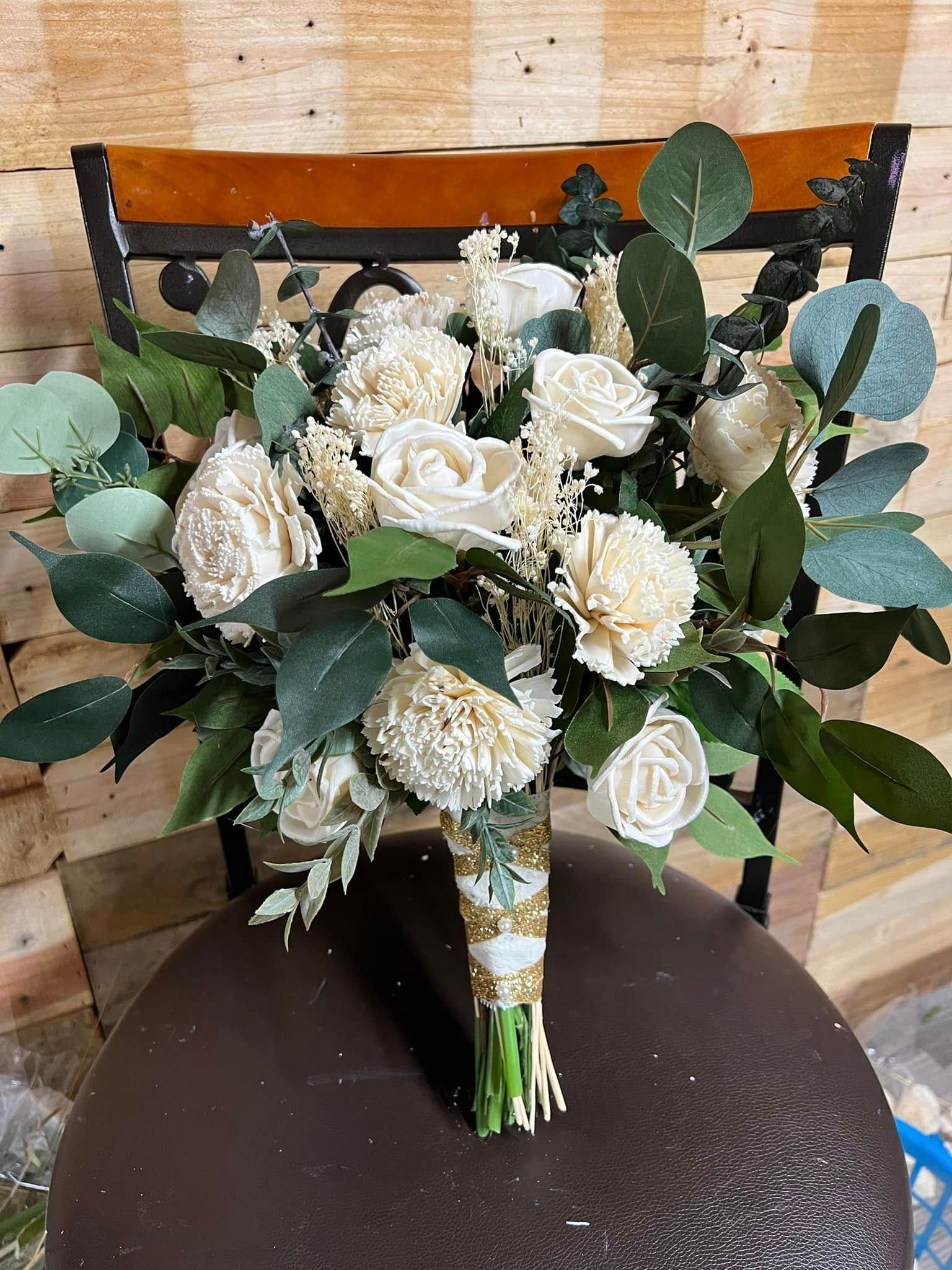 white rose wooden floral arrangemnet
