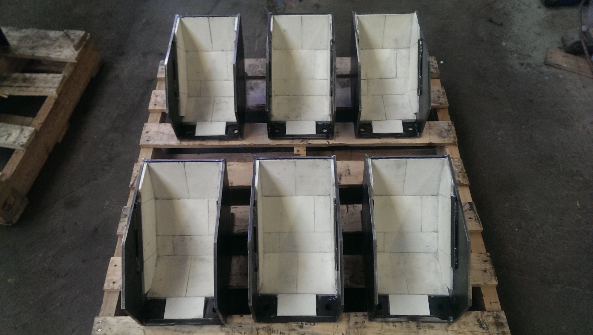 Gallery photos of Omegaslate wear resistance linings