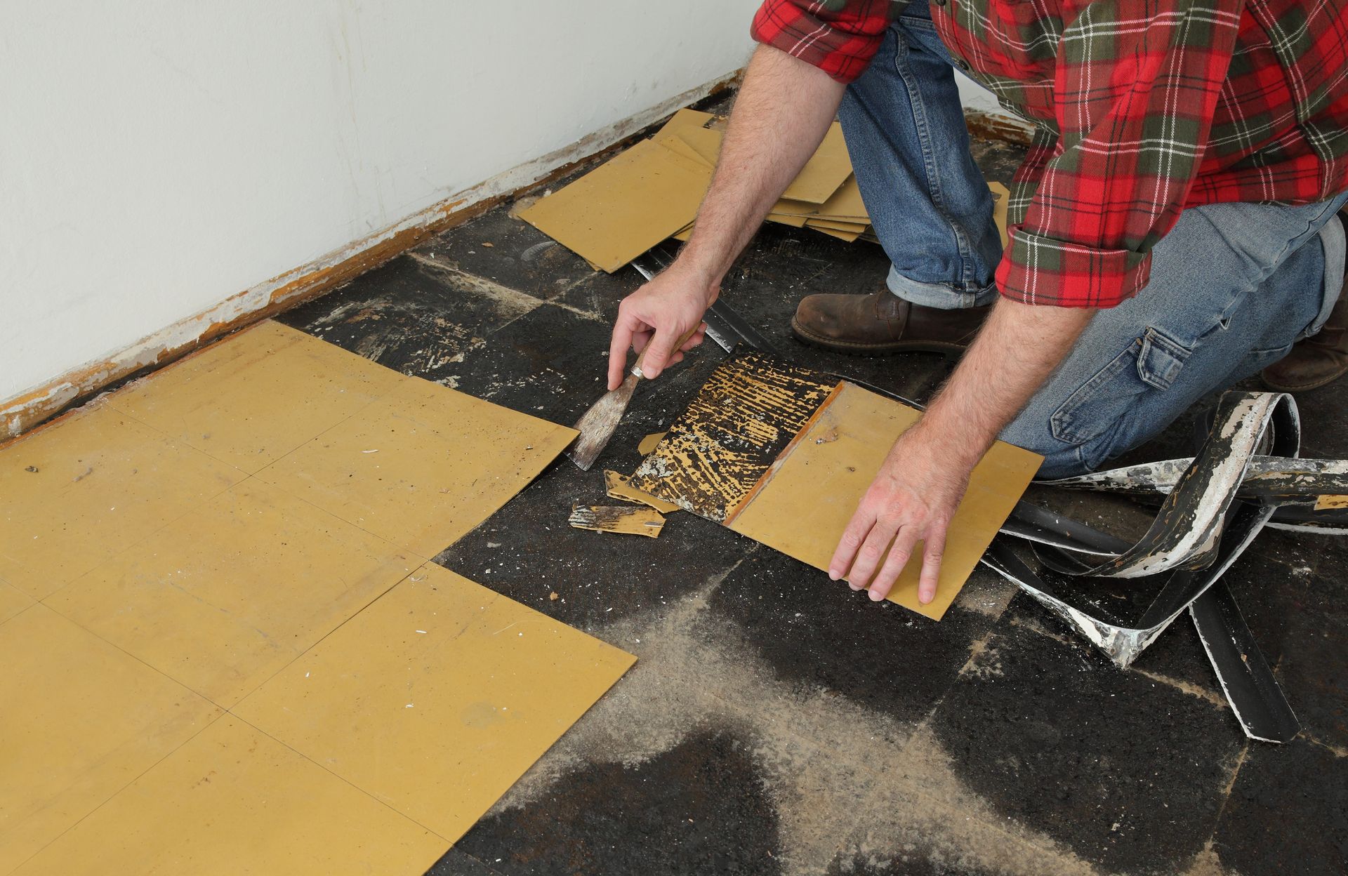 Vinyl Flooring Removal