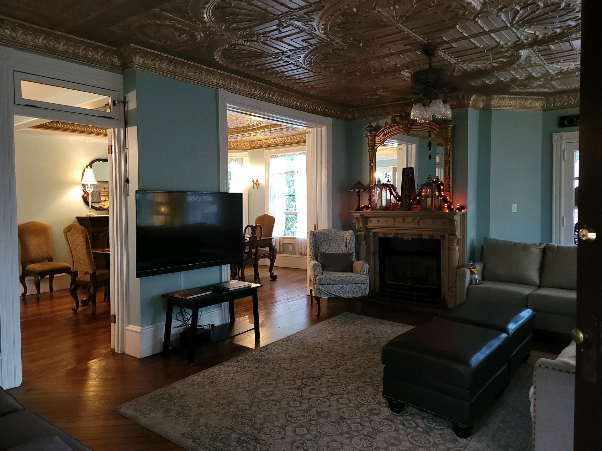 Living Room With Firaplace — Toms River, NJ — Ultimate Construction