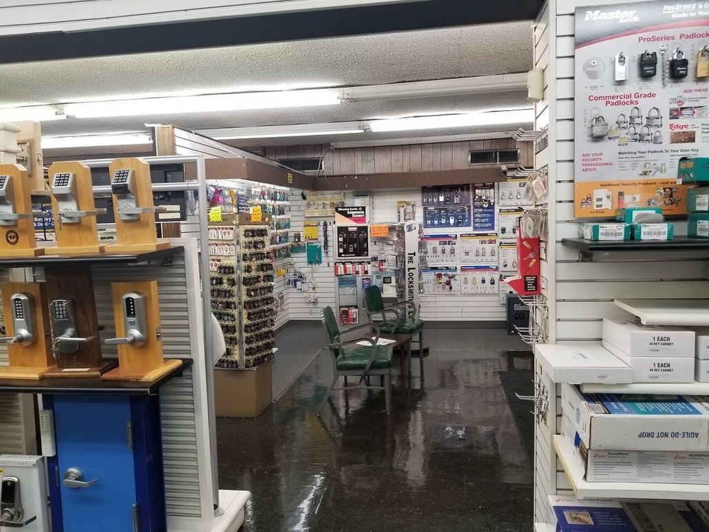 Locksmith Security Larry's Lock Safe & Security