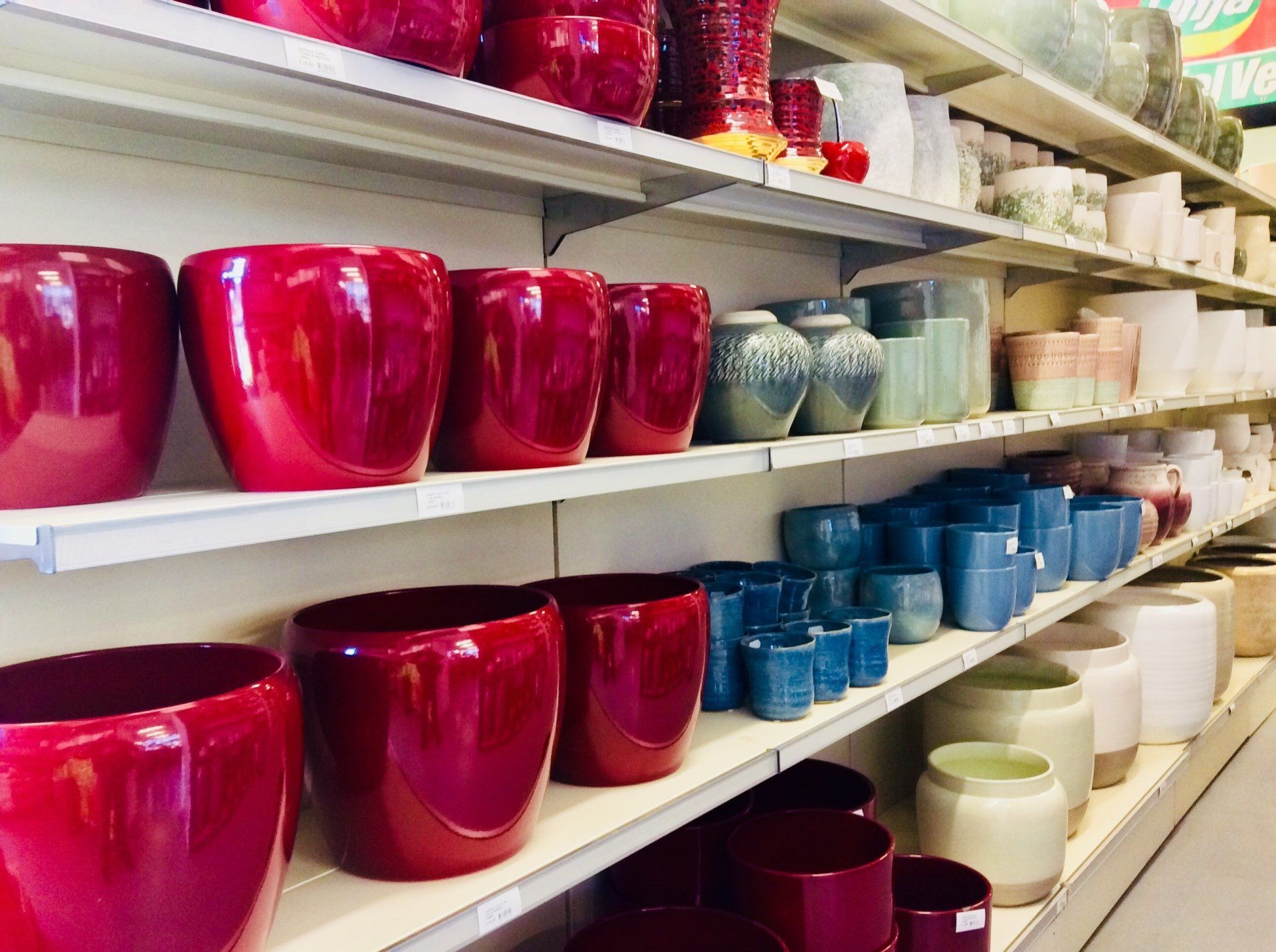 vasi in ceramica per il soggiorno