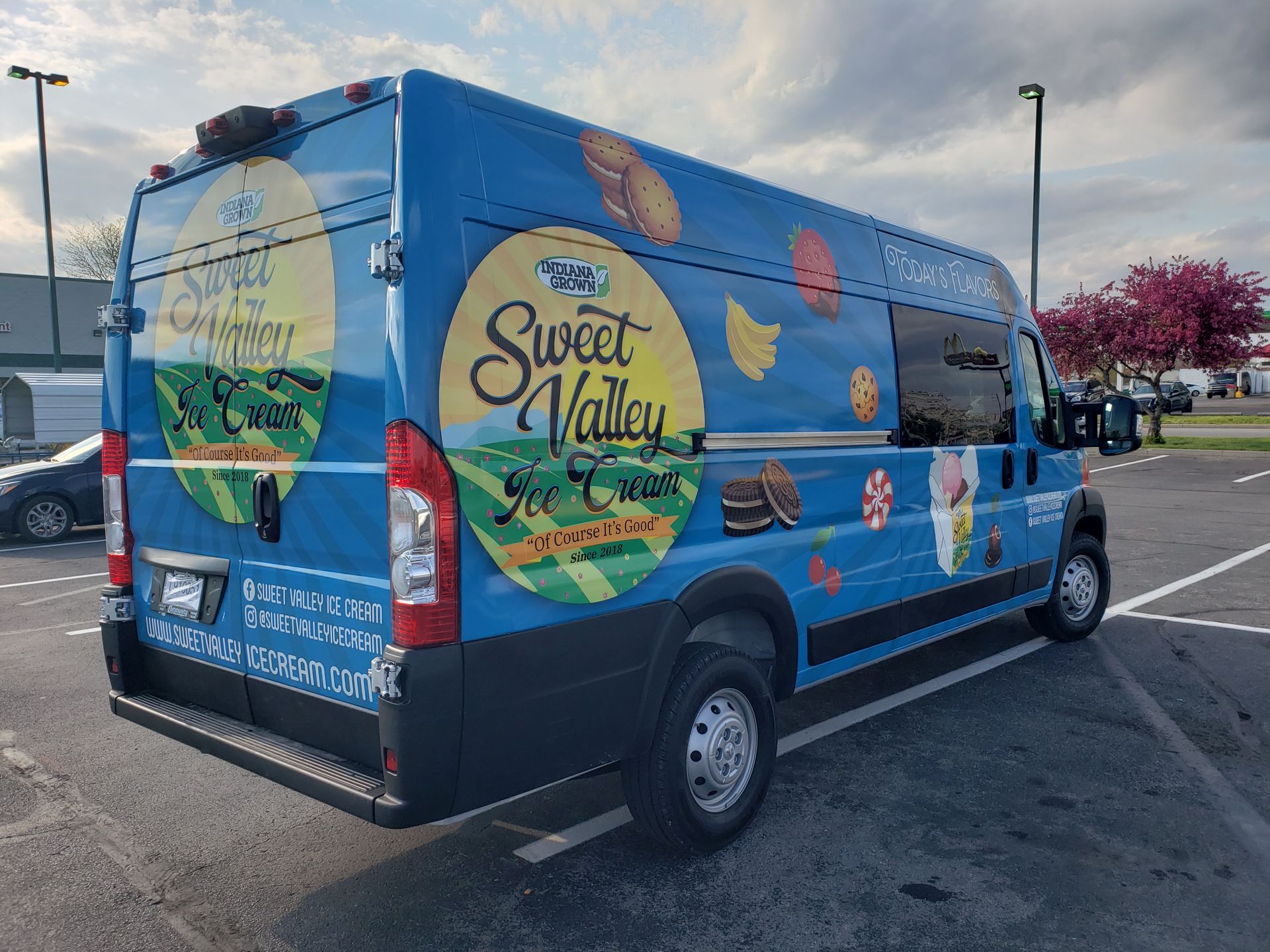 custom vinyl fleet wrap