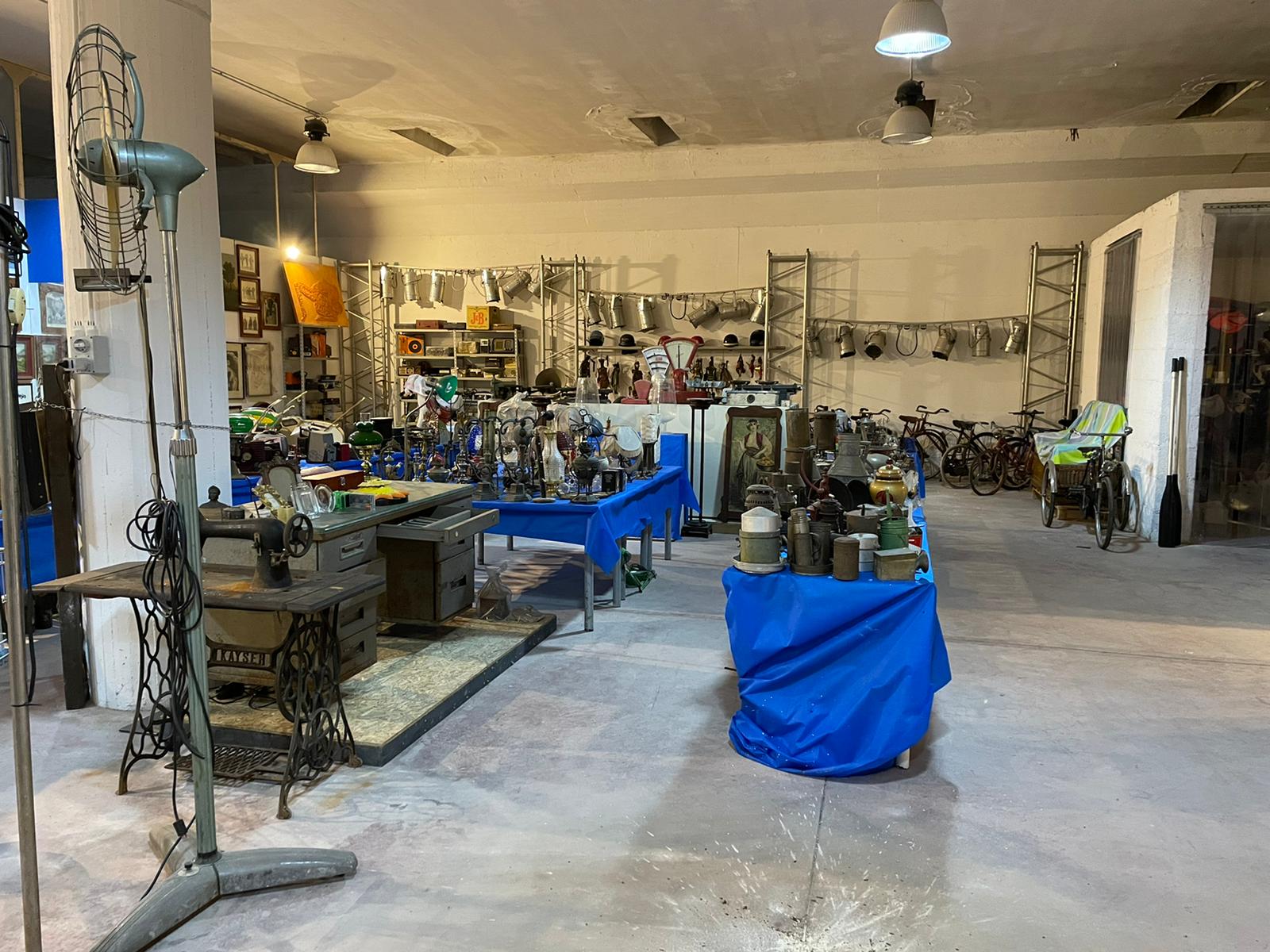 noleggio oggetti cinematografici