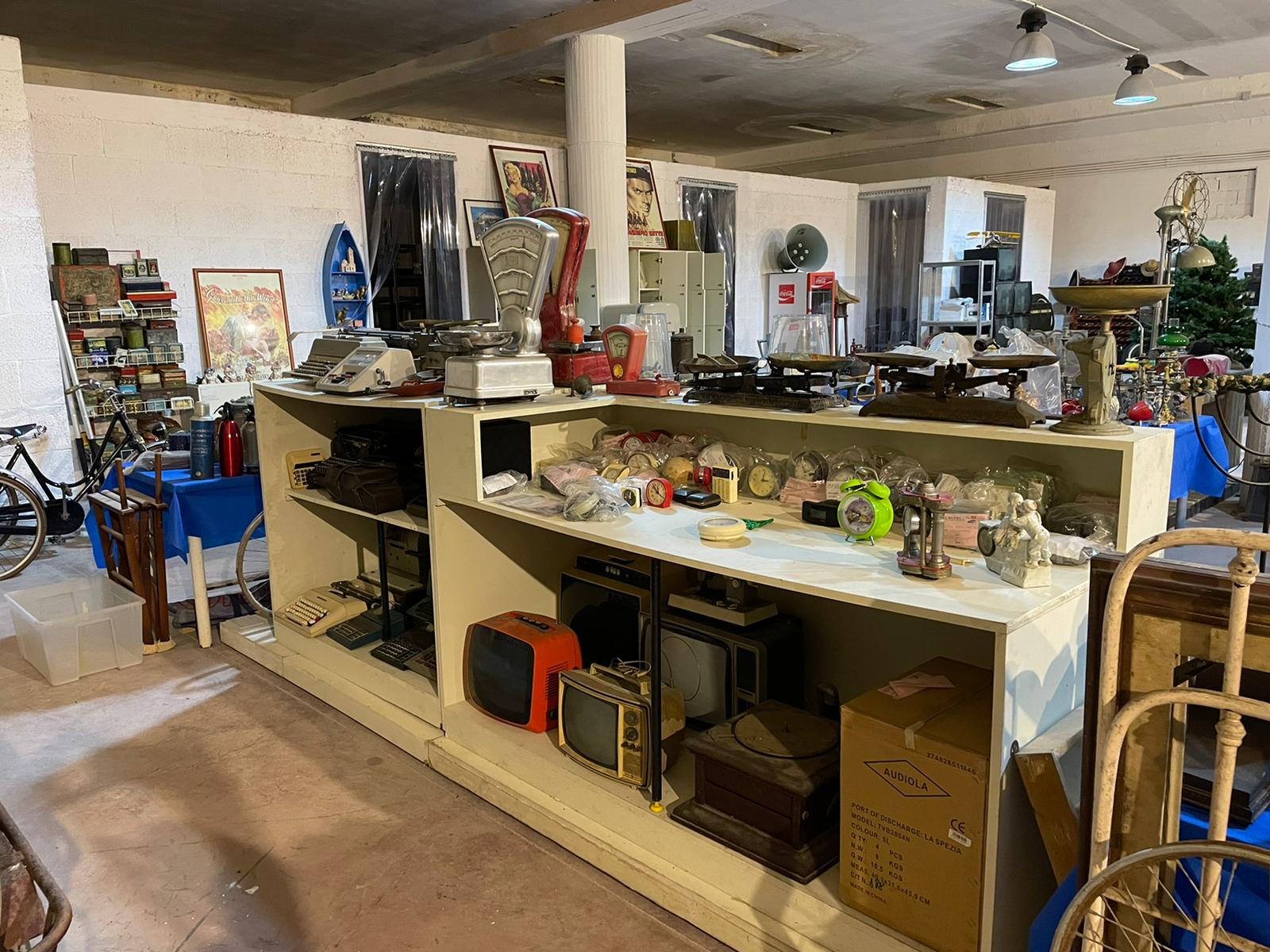 noleggio oggetti cinematografici