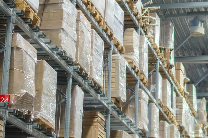 Pallet edge protectors